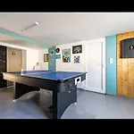 Maison Tout Confort Avec 2 Appartements Separes Ou Associes , Salle De Jeux Et Grande Terrasse Apartmán Lucey