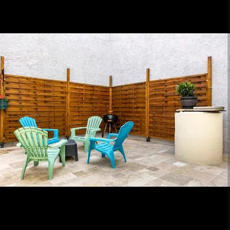 Maison Tout Confort Avec 2 Appartements Separes Ou Associes , Salle De Jeux Et Grande Terrasse Apartment Lucey