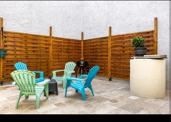 Gm Maison Neuve Et Confort Apartmán Lucey