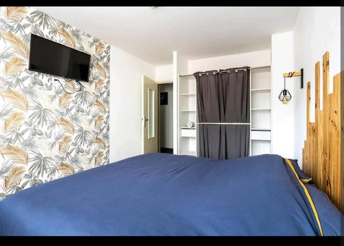 Maison Tout Confort Avec 2 Appartements Separes Ou Associes , Salle De Jeux Et Grande Terrasse Lucey