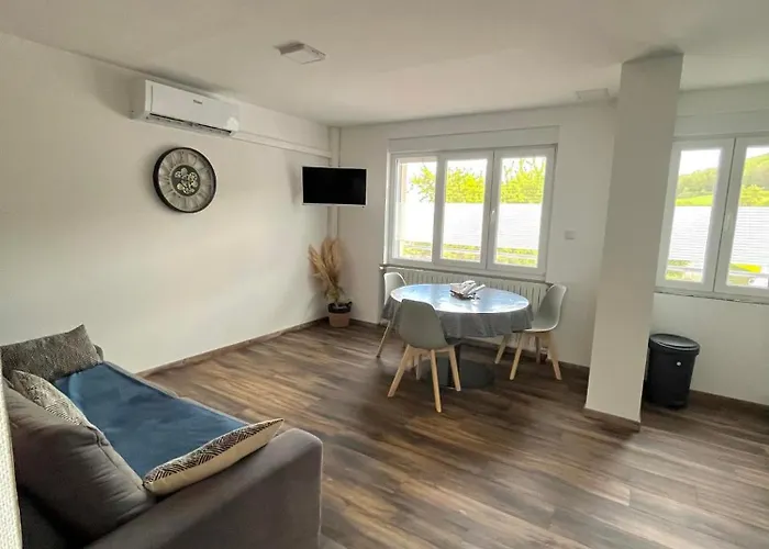 Apartment Maison Tout Confort Avec 2 Appartements Separes Ou Associes , Salle De Jeux Et Grande Terrasse *