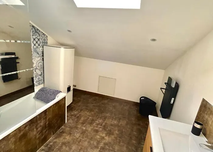 Maison Tout Confort Avec 2 Appartements Separes Ou Associes , Salle De Jeux Et Grande Terrasse Apartment